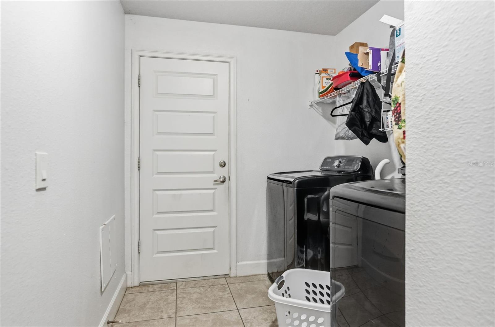 Image 36 of 54 For 41043 Stanton Hall