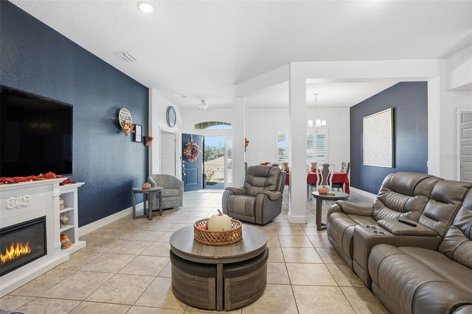 Image 8 of 54 For 41043 Stanton Hall