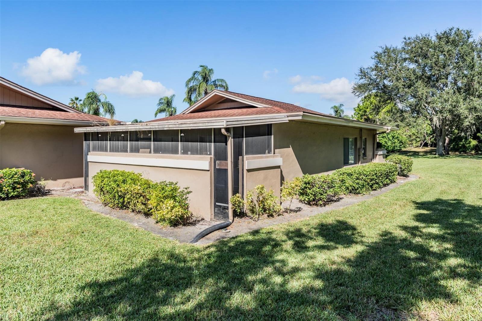 Image 27 of 37 For 2292 Oak Neck Road A