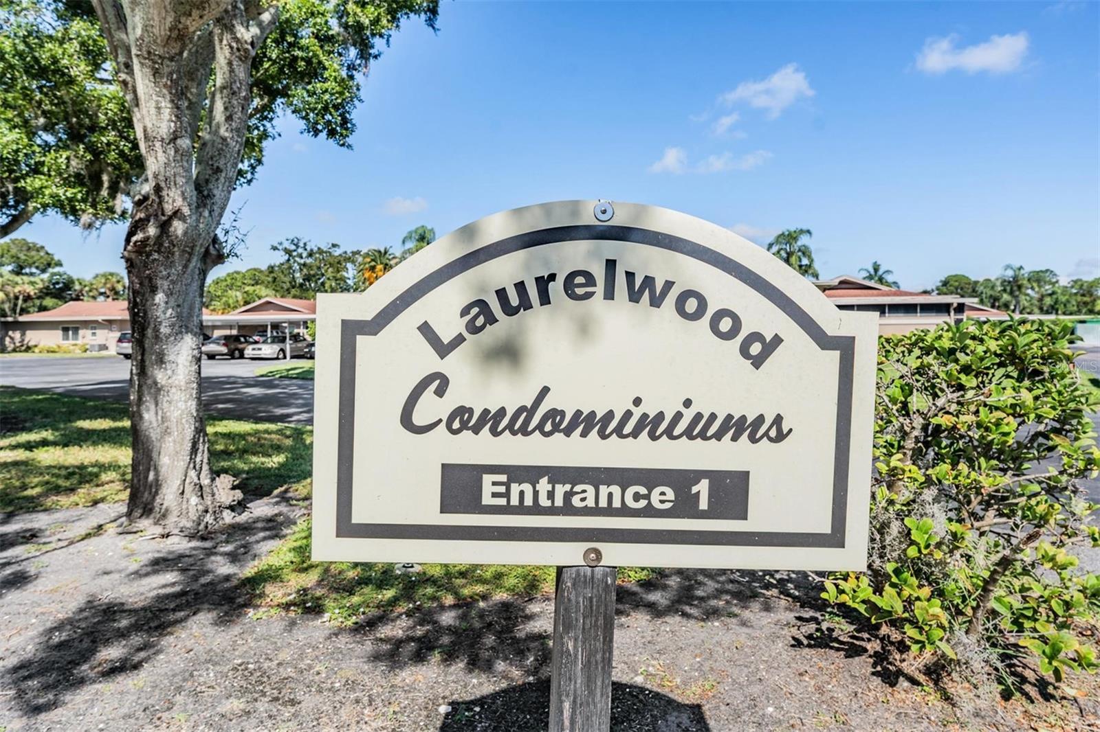 Image 29 of 37 For 2292 Oak Neck Road A