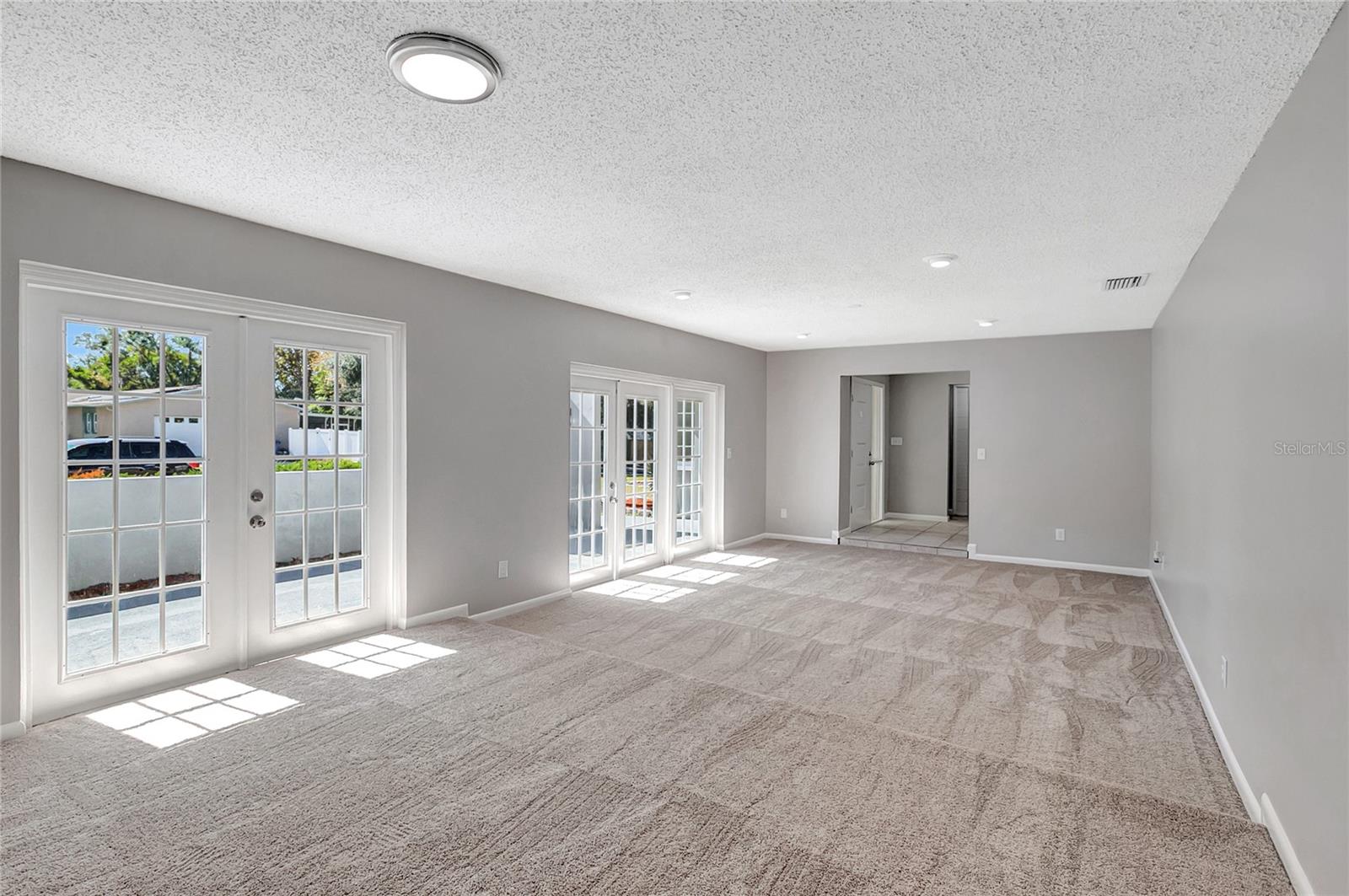 Image 13 of 59 For 114 Barkfield Street