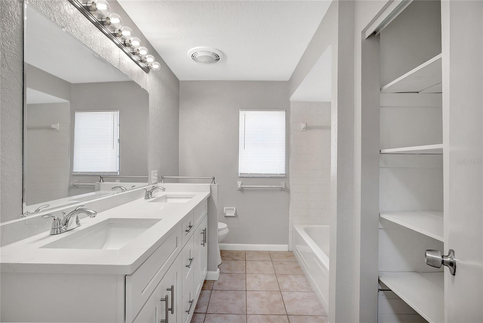 Image 41 of 59 For 114 Barkfield Street