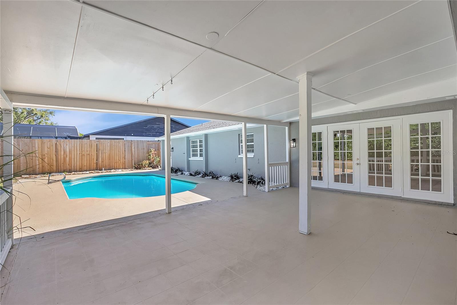 Image 48 of 59 For 114 Barkfield Street