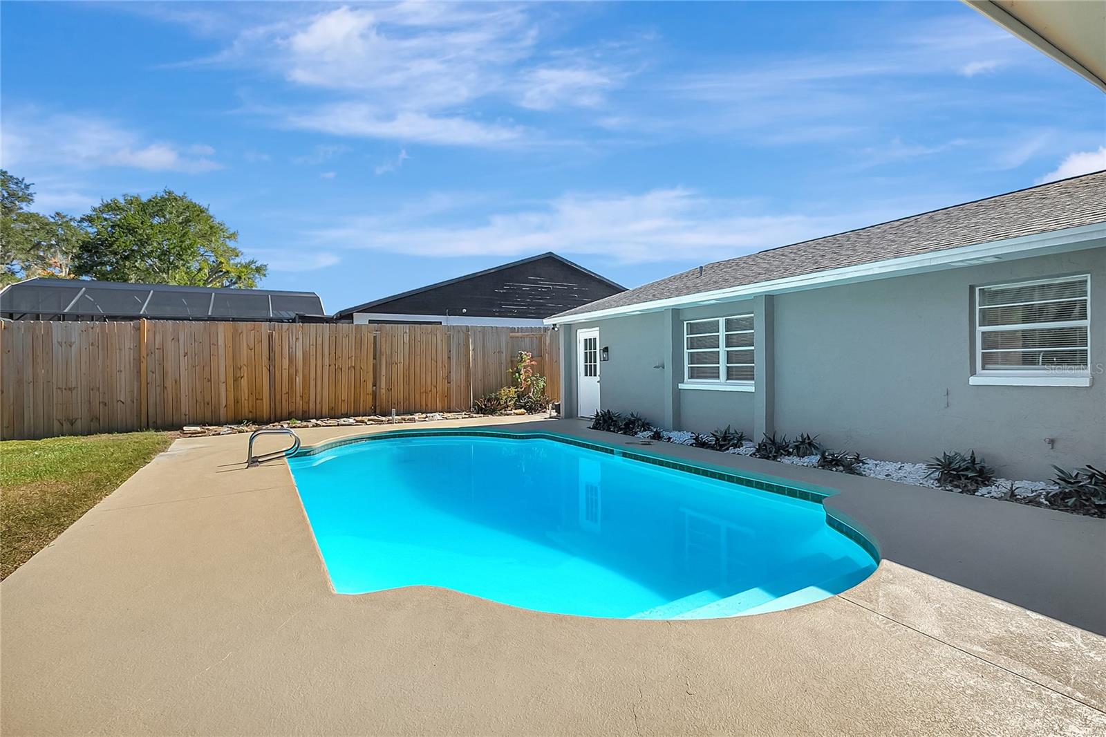 Image 50 of 59 For 114 Barkfield Street