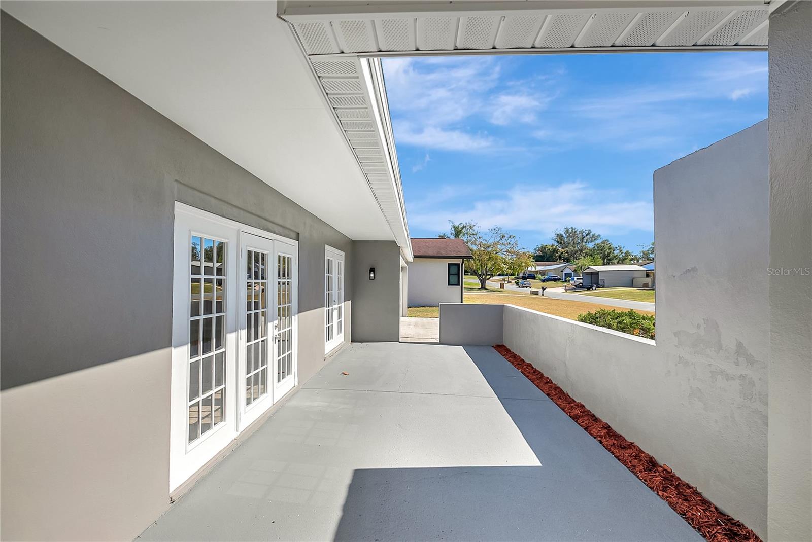 Image 7 of 59 For 114 Barkfield Street