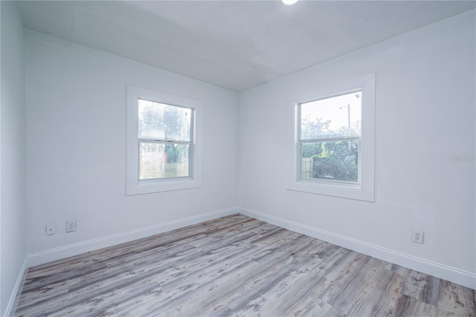 Image 16 of 22 For 3211 Chelsea Street