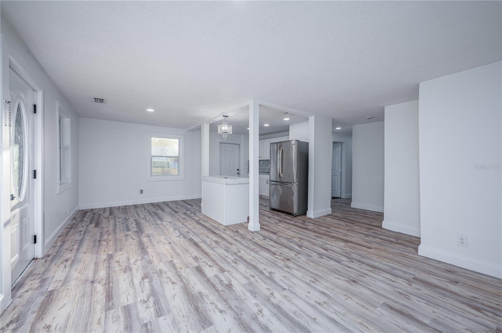 Image 9 of 22 For 3211 Chelsea Street