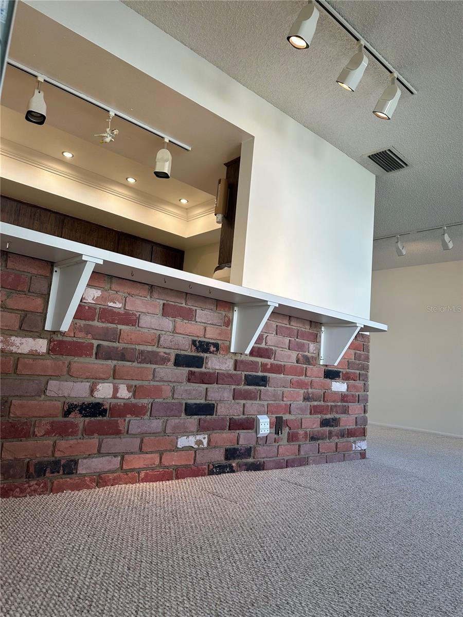 Image 4 of 12 For 9128 39th Way N 0