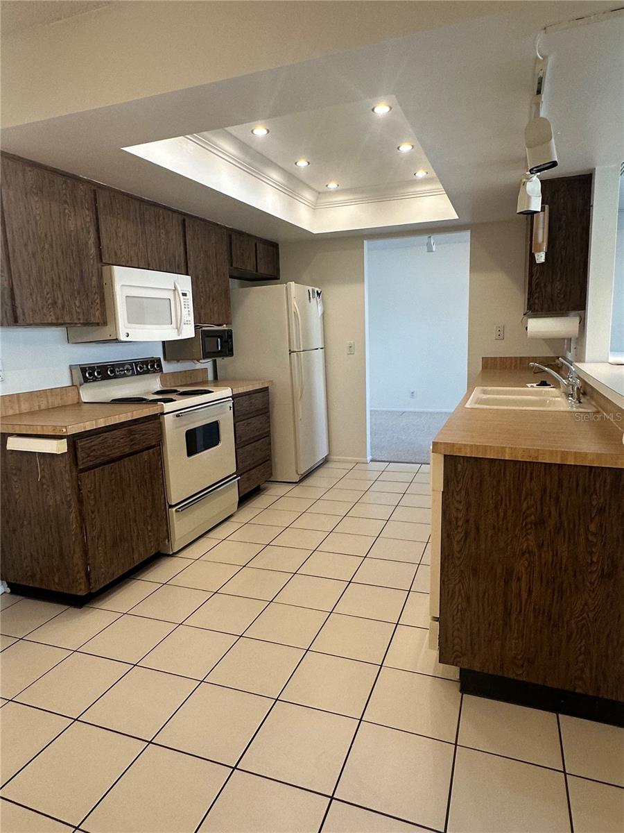 Image 8 of 12 For 9128 39th Way N 0