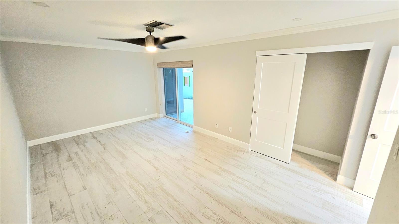 Image 20 of 43 For 517 Boca Ciega Point Boulevard N