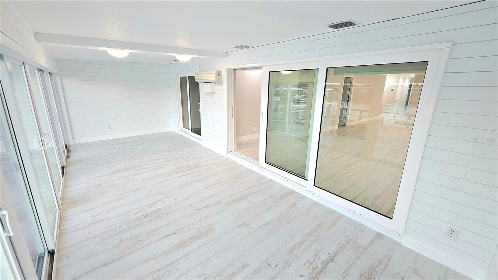 Image 28 of 43 For 517 Boca Ciega Point Boulevard N