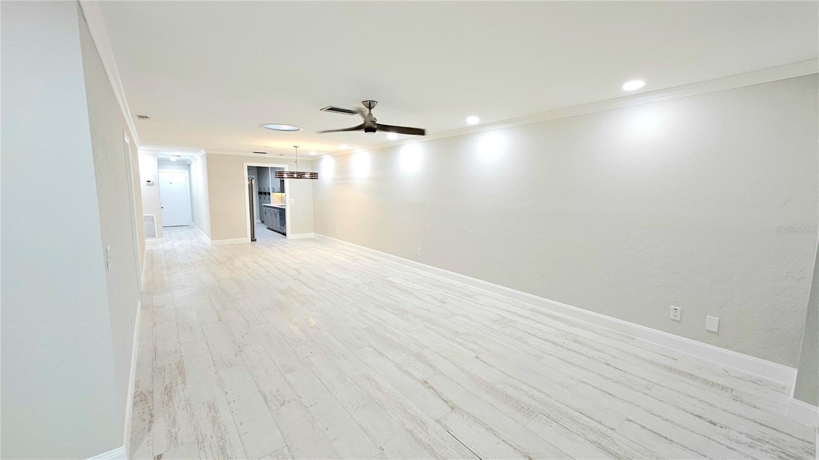 Image 6 of 43 For 517 Boca Ciega Point Boulevard N