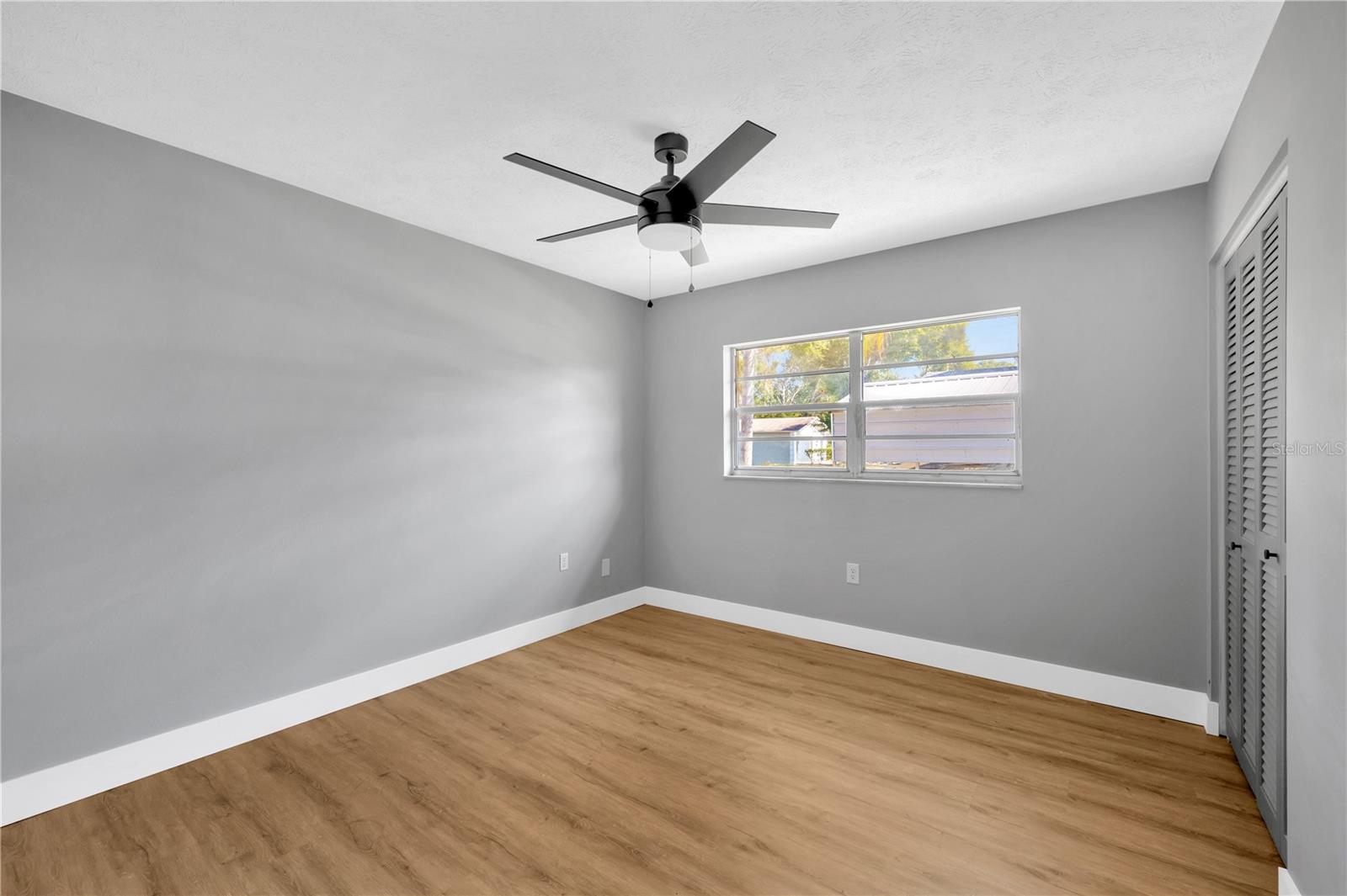 Image 27 of 53 For 2206 Wallwood Place