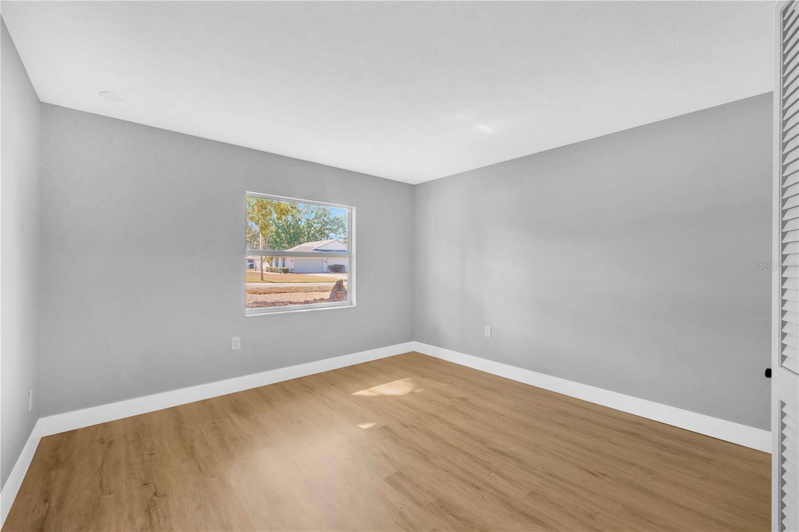 Image 28 of 53 For 2206 Wallwood Place