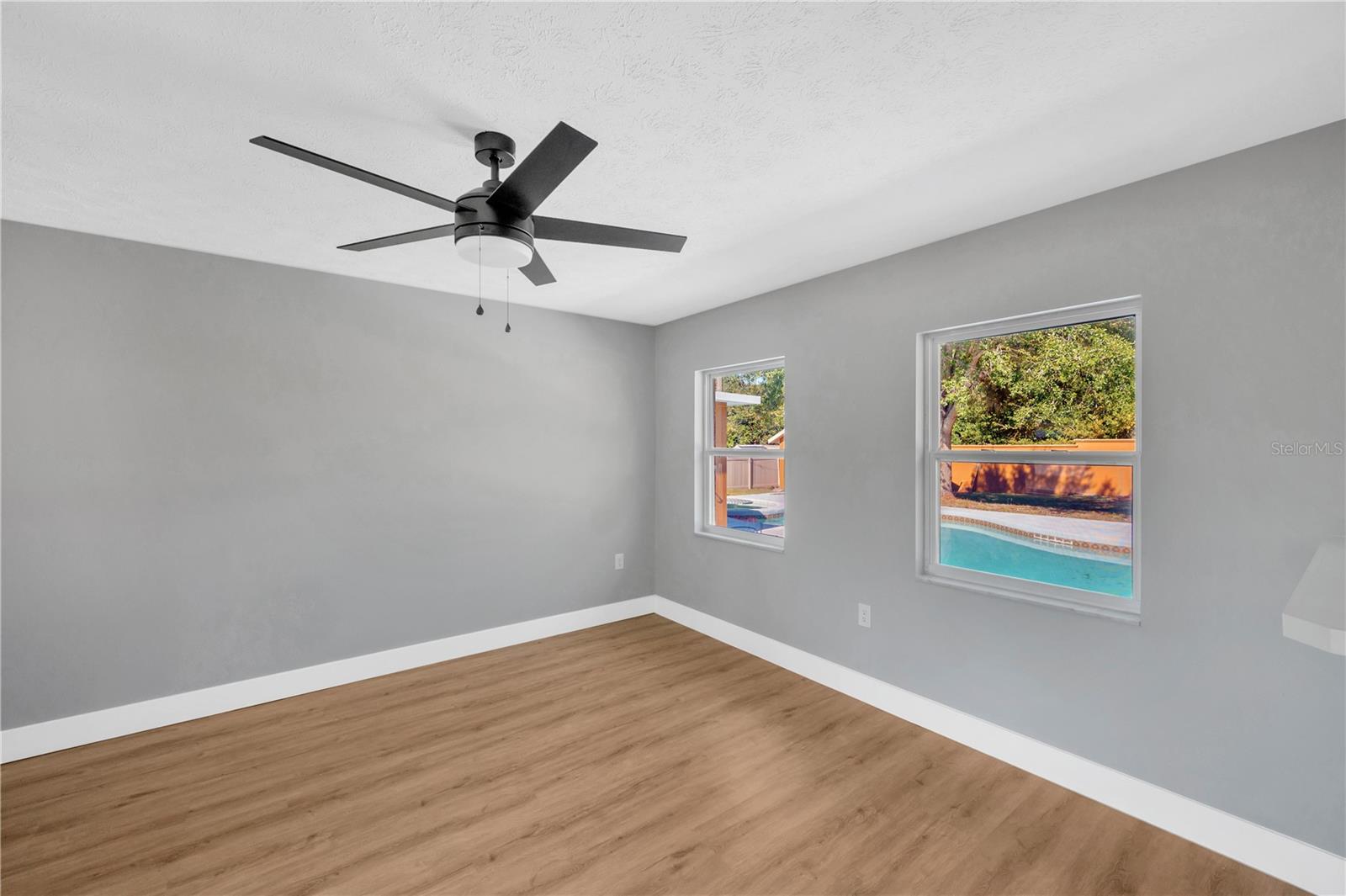 Image 33 of 53 For 2206 Wallwood Place