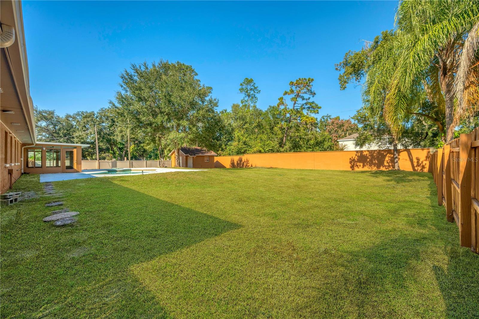 Image 49 of 53 For 2206 Wallwood Place