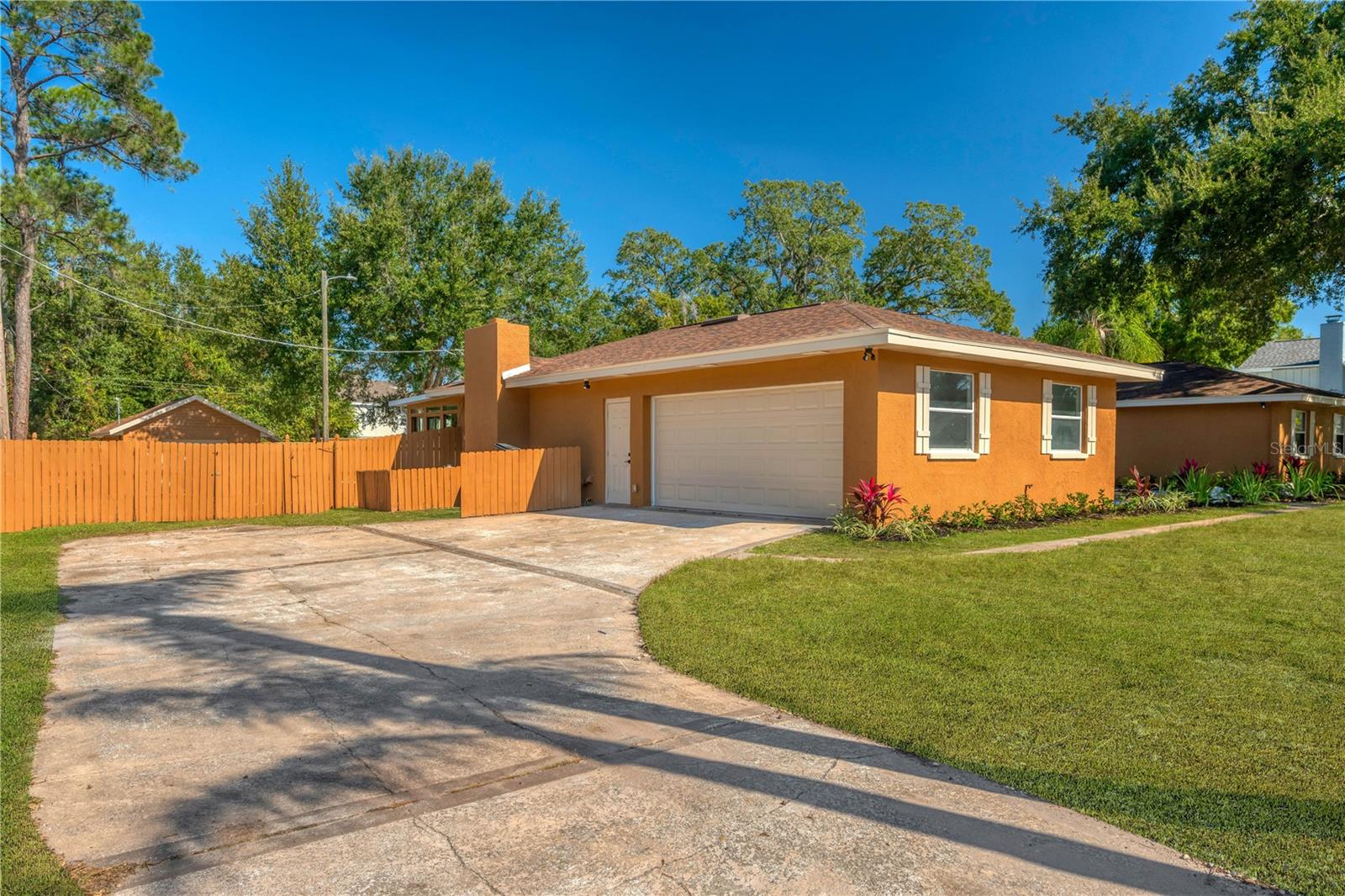 Image 7 of 53 For 2206 Wallwood Place