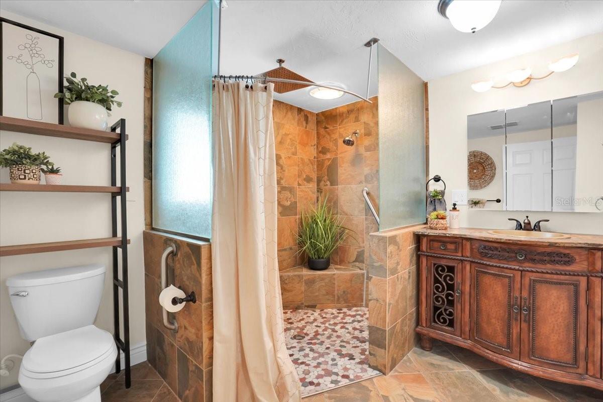 Image 11 of 45 For 4811 26th Avenue W