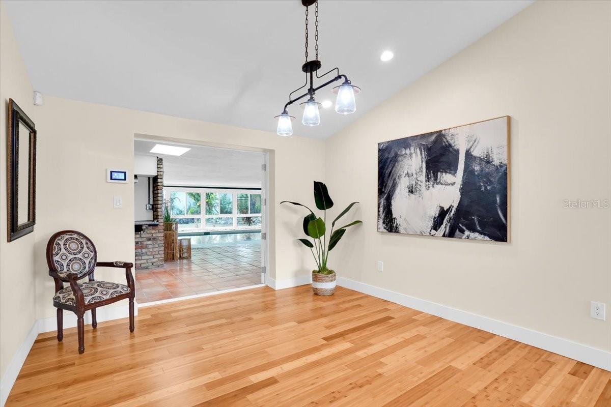 Image 18 of 45 For 4811 26th Avenue W