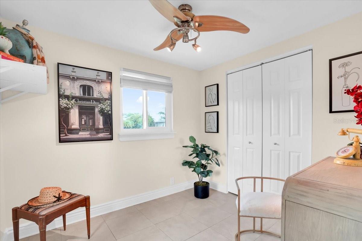 Image 22 of 45 For 4811 26th Avenue W