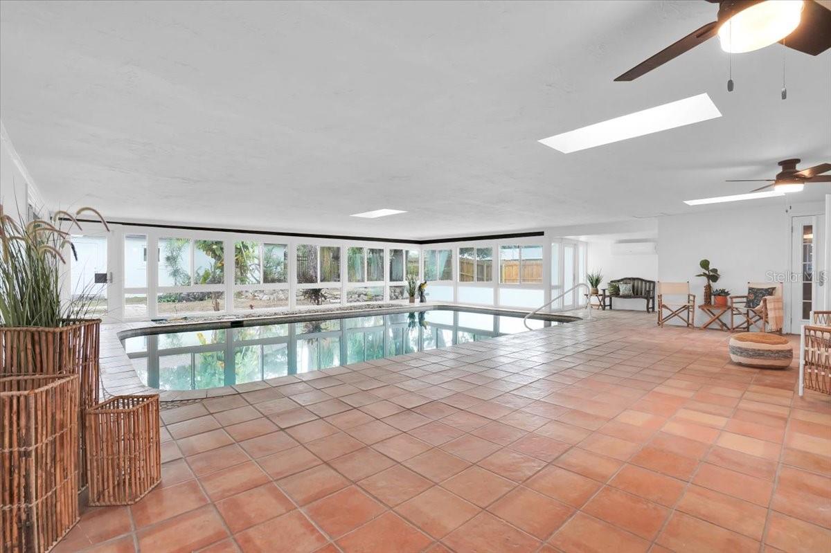 Image 9 of 45 For 4811 26th Avenue W