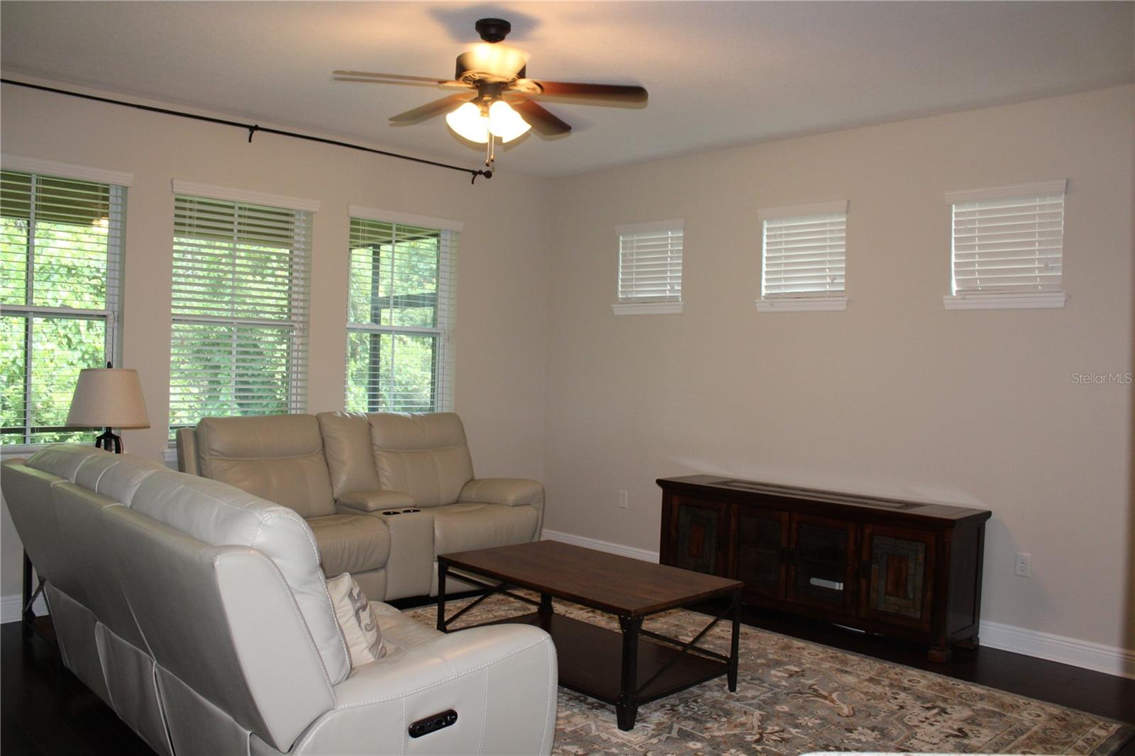 Image 13 of 28 For 131 Villa Preserve Avenue