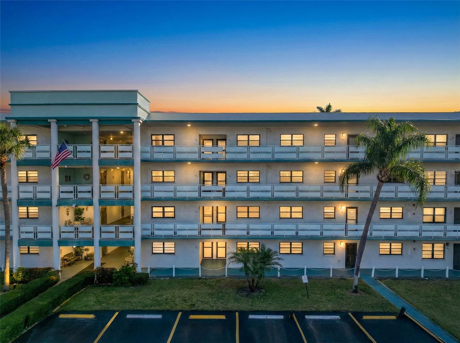 Details for 5970 80th Street North 206, ST PETERSBURG, FL 33709