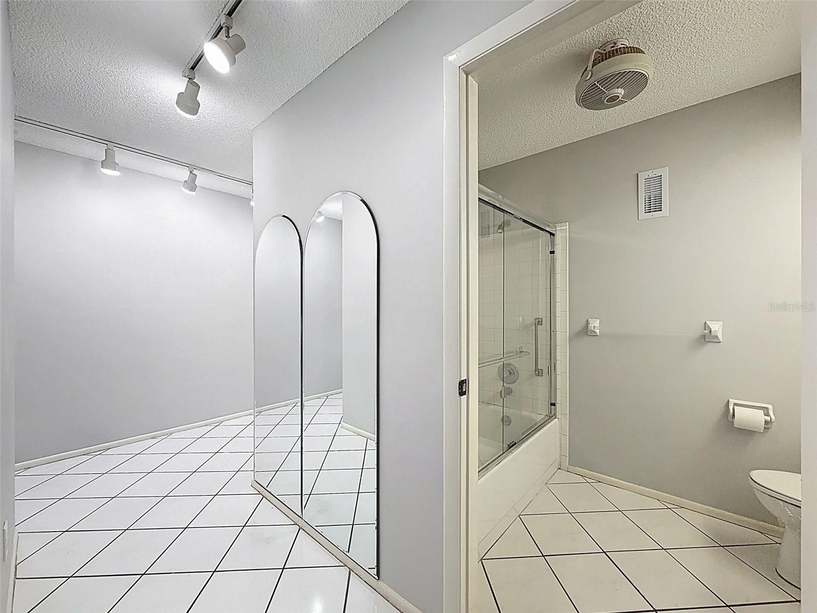 Image 28 of 82 For 5970 80th Street North  206