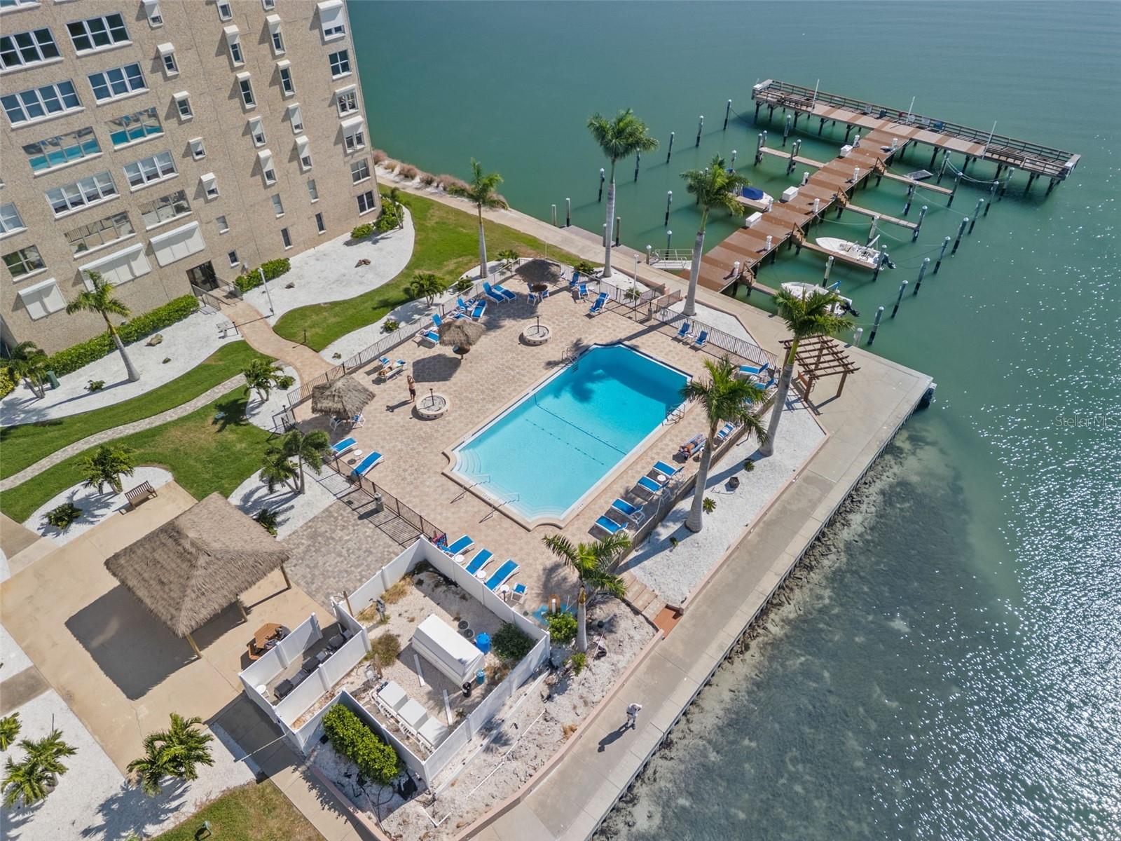 Image 26 of 49 For 5220 Brittany Drive S 1003