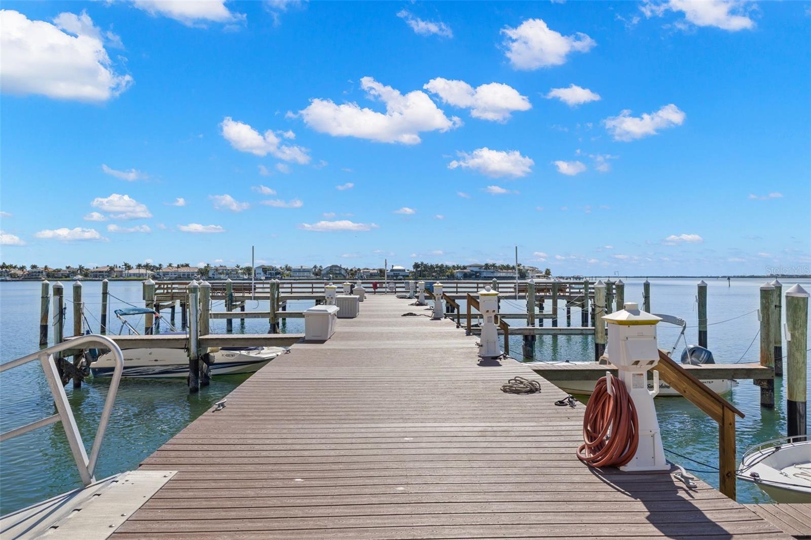 Image 29 of 49 For 5220 Brittany Drive S 1003