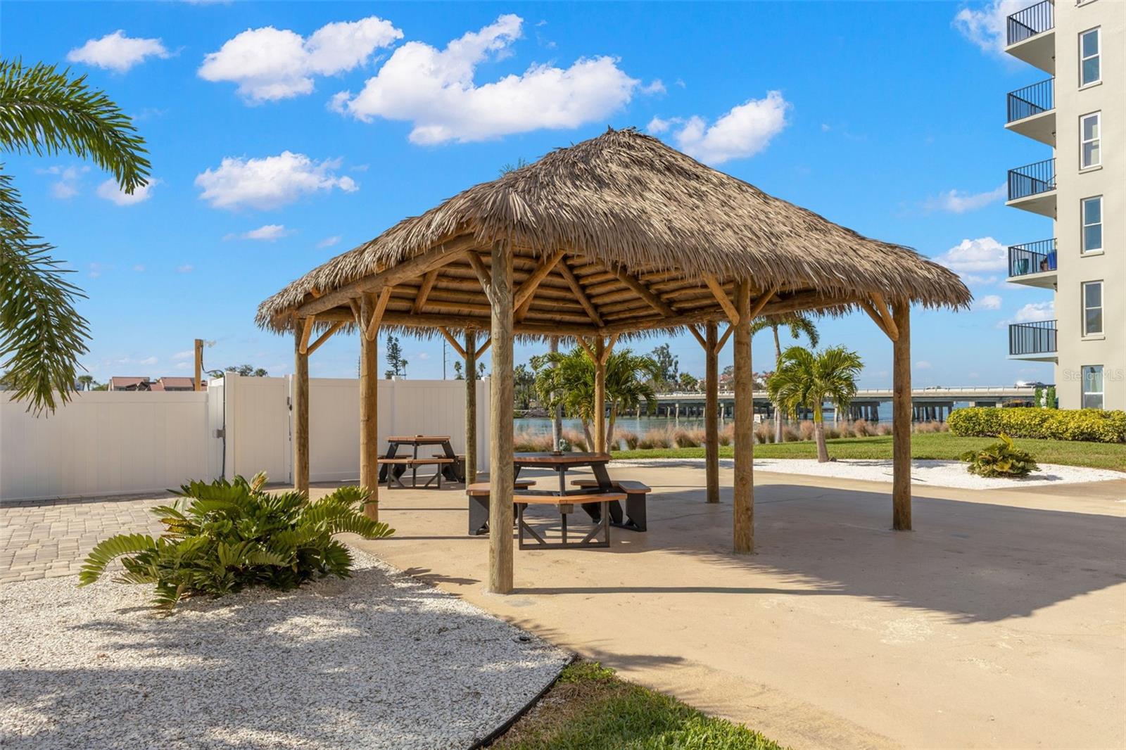 Image 32 of 49 For 5220 Brittany Drive S 1003