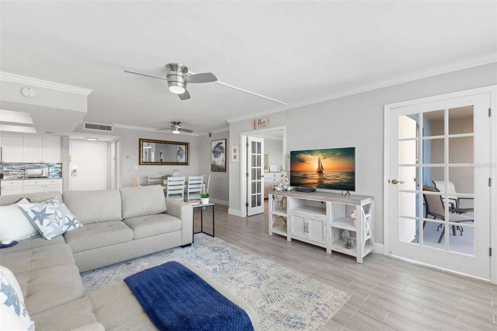 Image 8 of 49 For 5220 Brittany Drive S 1003