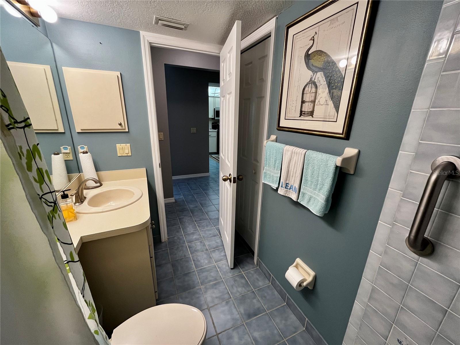 Image 19 of 26 For 2050 Forest Drive