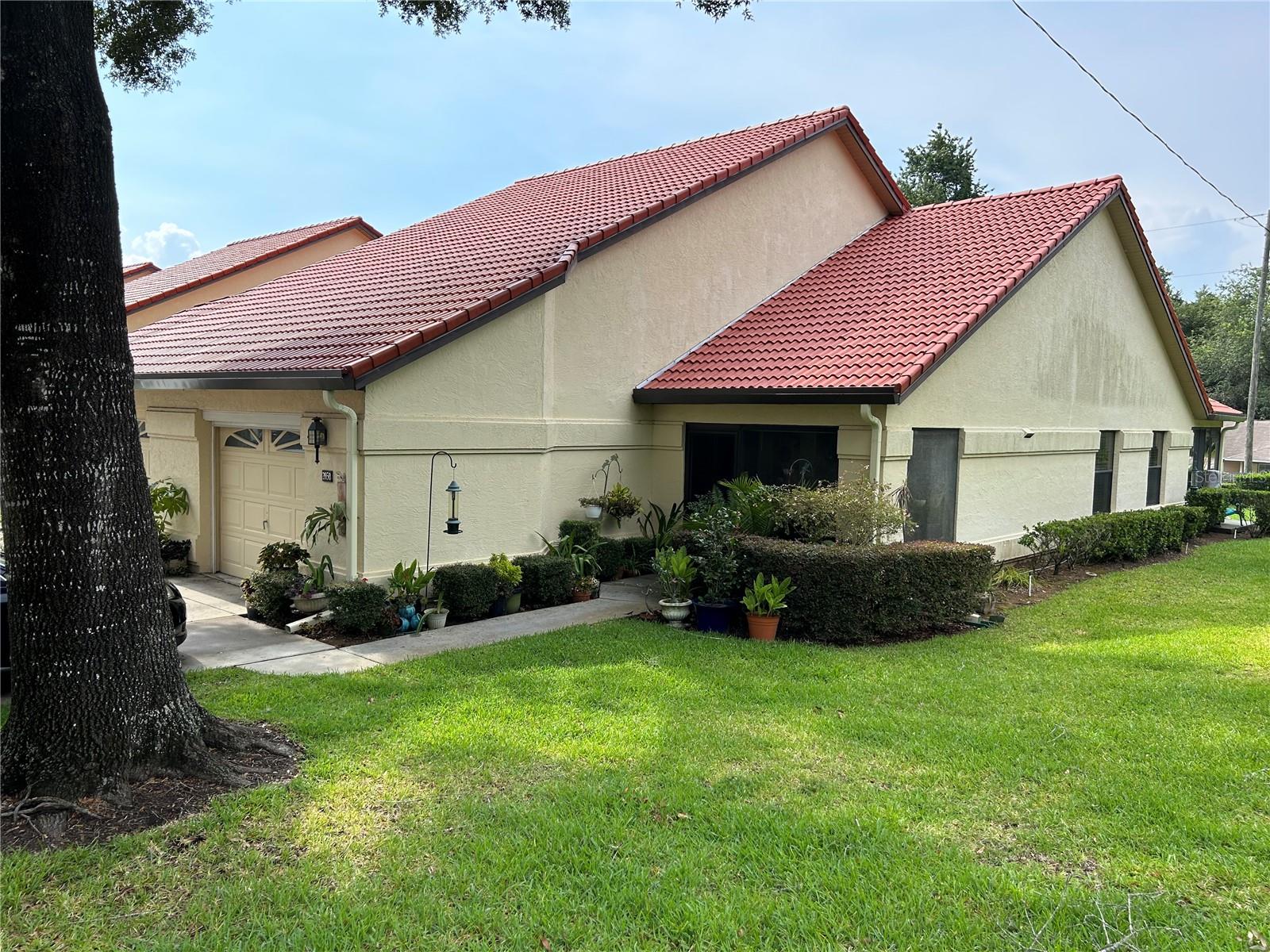 Image 5 of 26 For 2050 Forest Drive