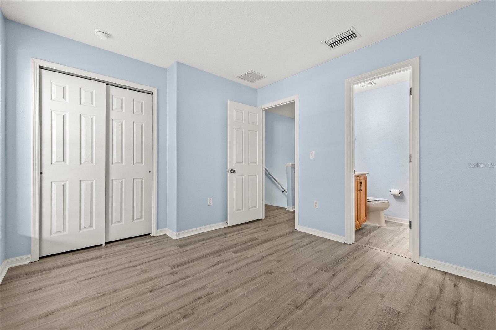 Image 22 of 35 For 8120 Silent Creek Drive