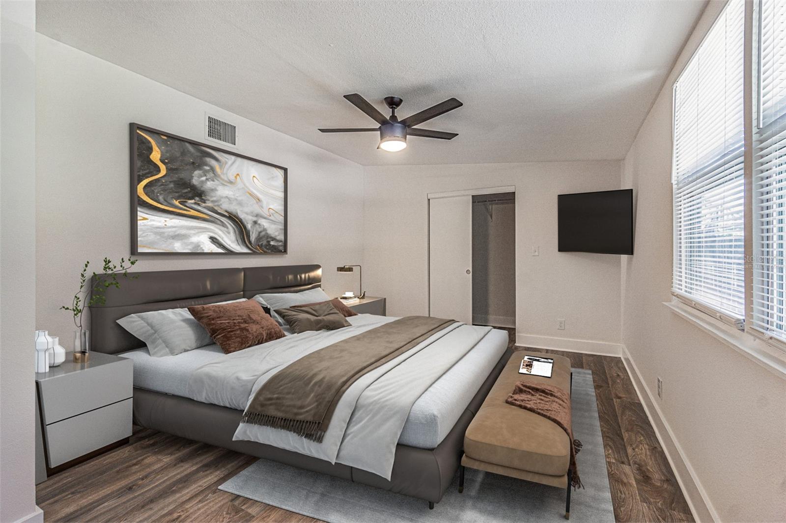 Image 14 of 26 For 5024 19th Street N