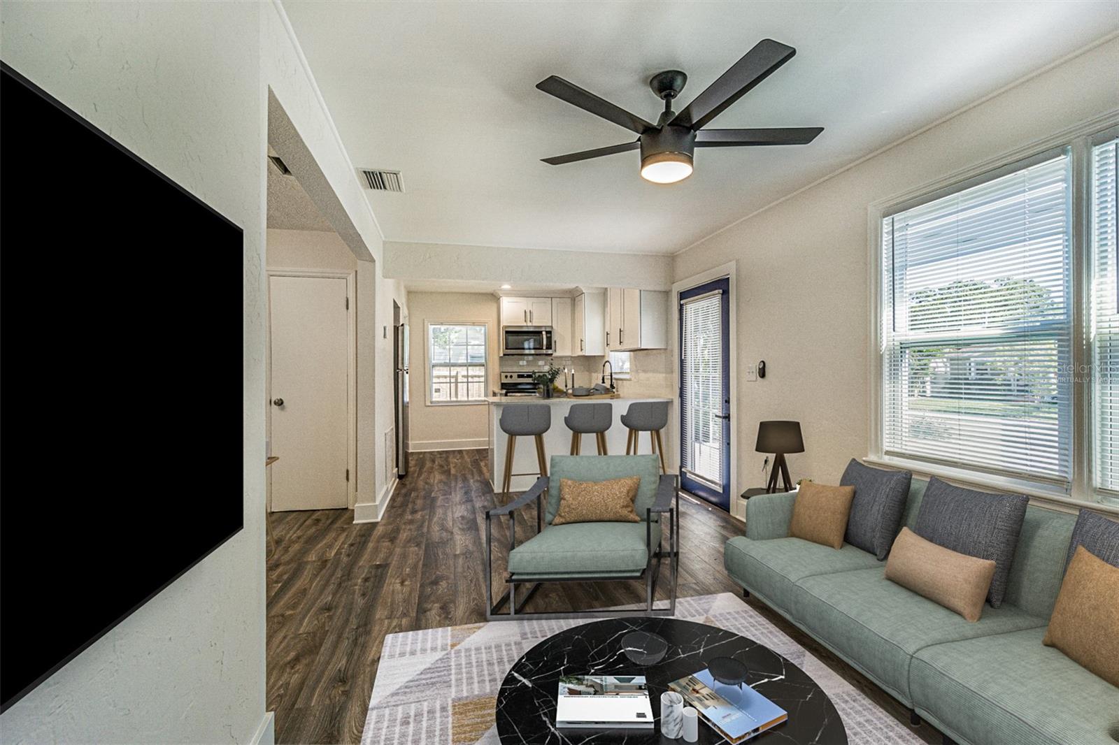 Image 6 of 26 For 5024 19th Street N