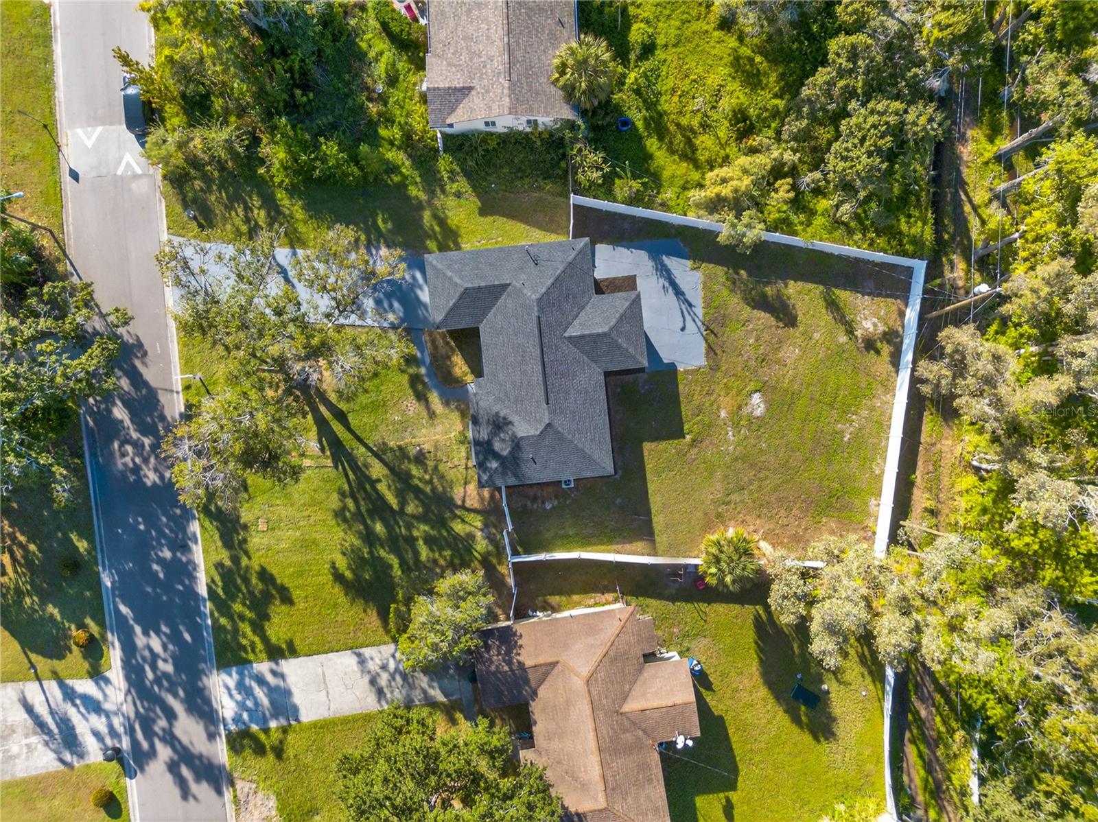 Image 22 of 24 For 2231 Lamparilla Way S