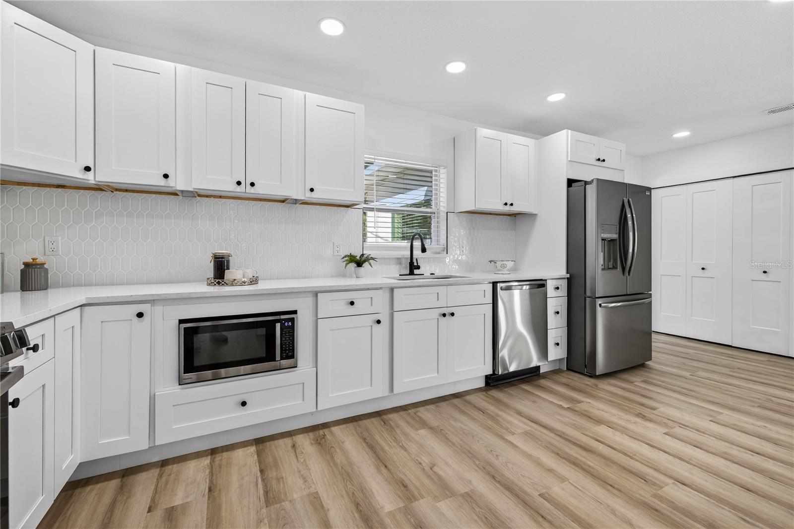 Image 8 of 24 For 2231 Lamparilla Way S