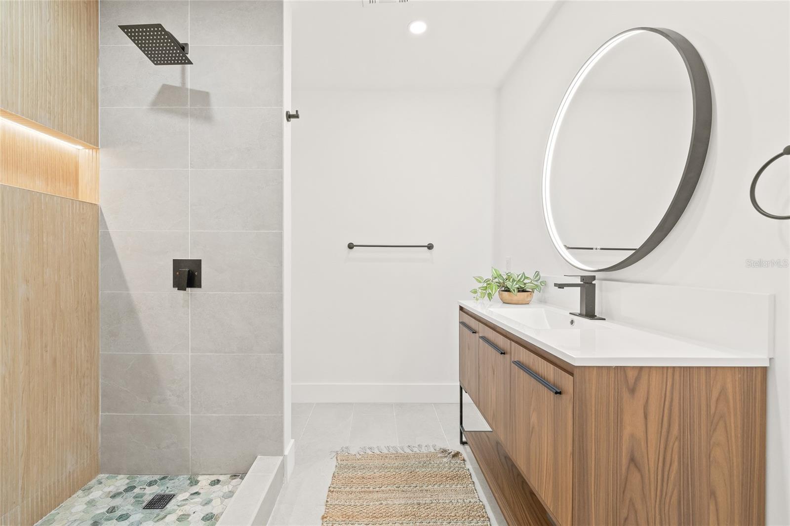 Image 16 of 36 For 10327 Tangelo Road