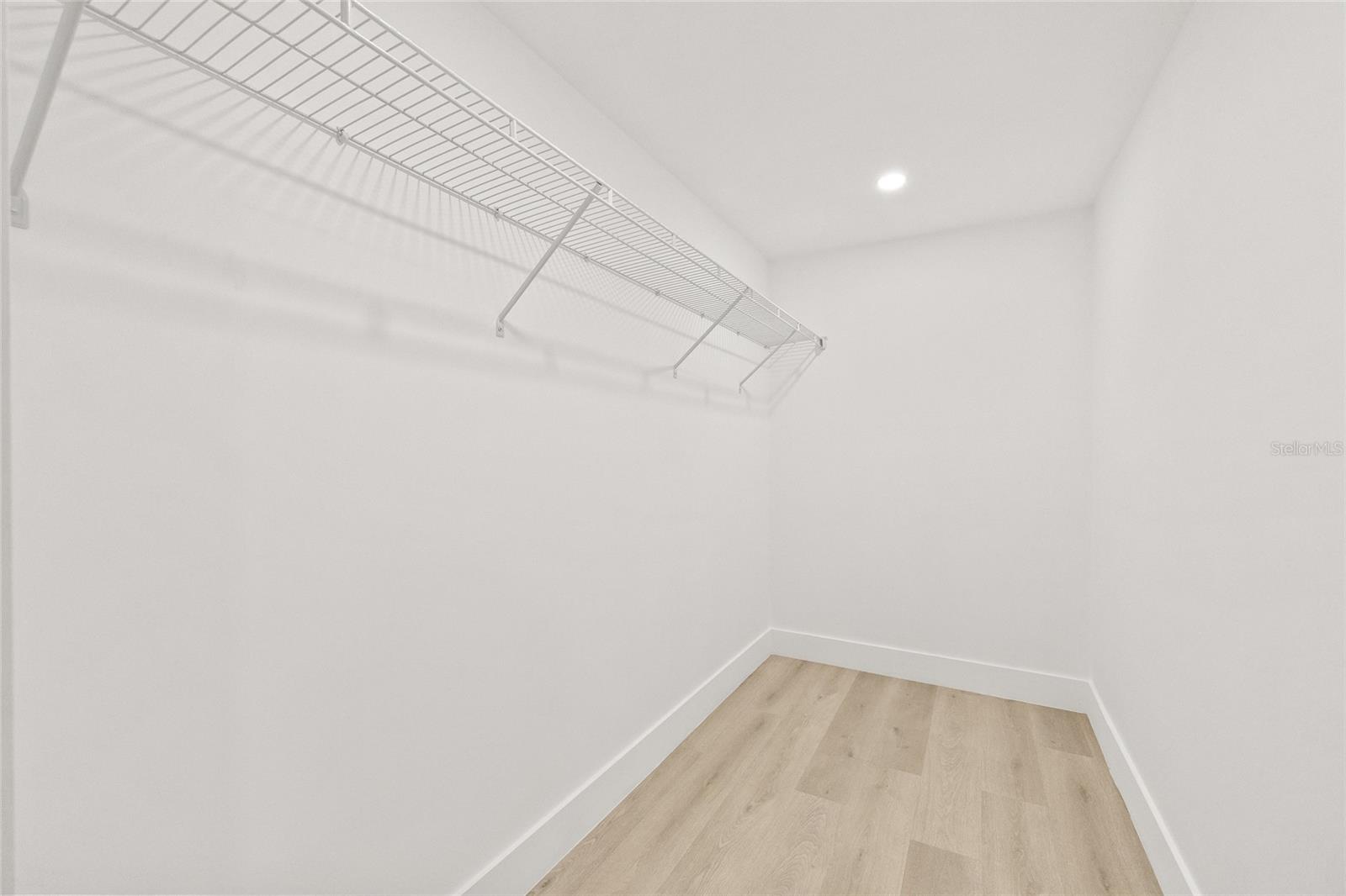 Image 19 of 36 For 10327 Tangelo Road