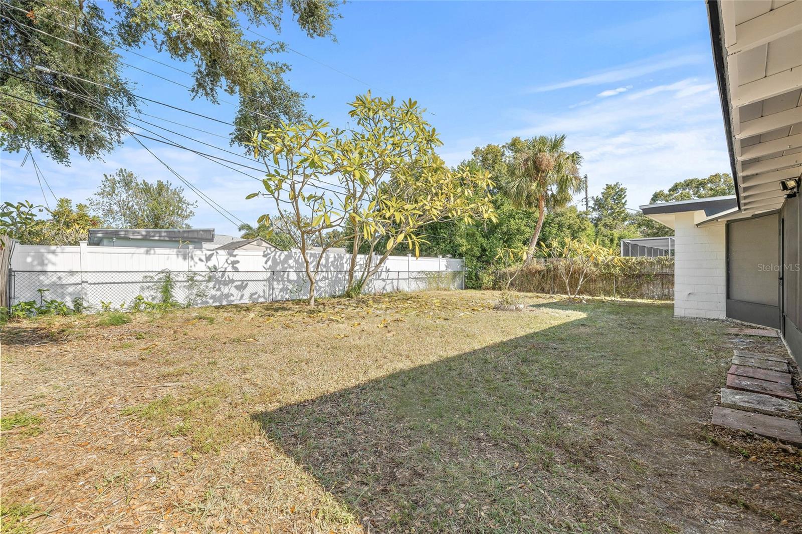 Image 28 of 36 For 10327 Tangelo Road