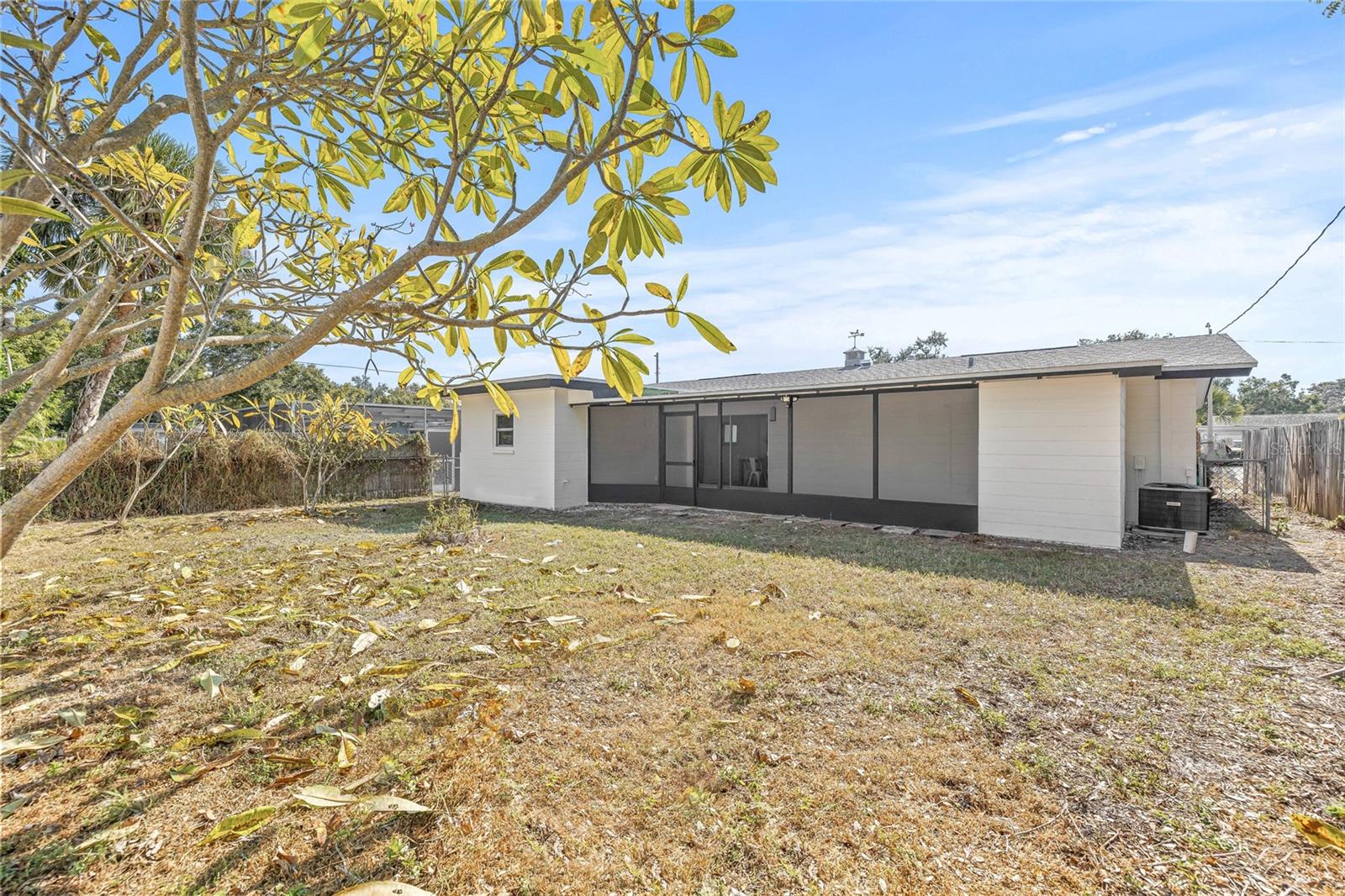 Image 29 of 36 For 10327 Tangelo Road