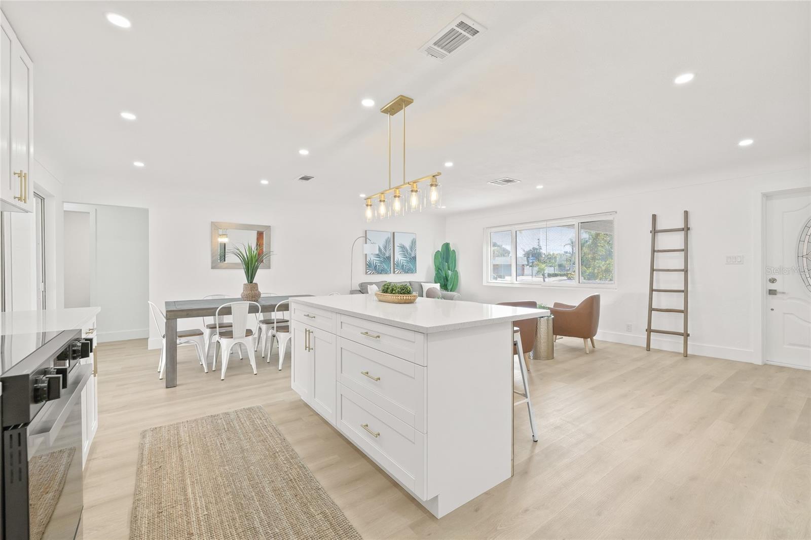 Image 9 of 36 For 10327 Tangelo Road