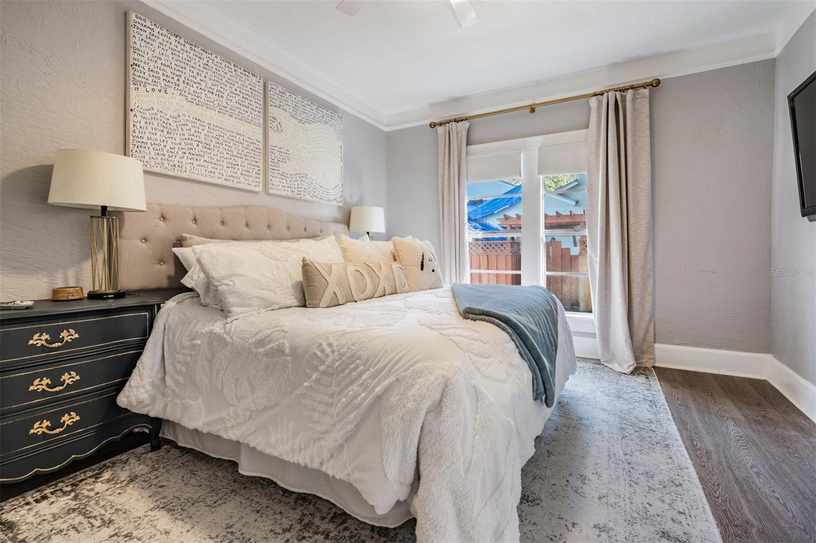 Image 21 of 32 For 2808 Angeles Street