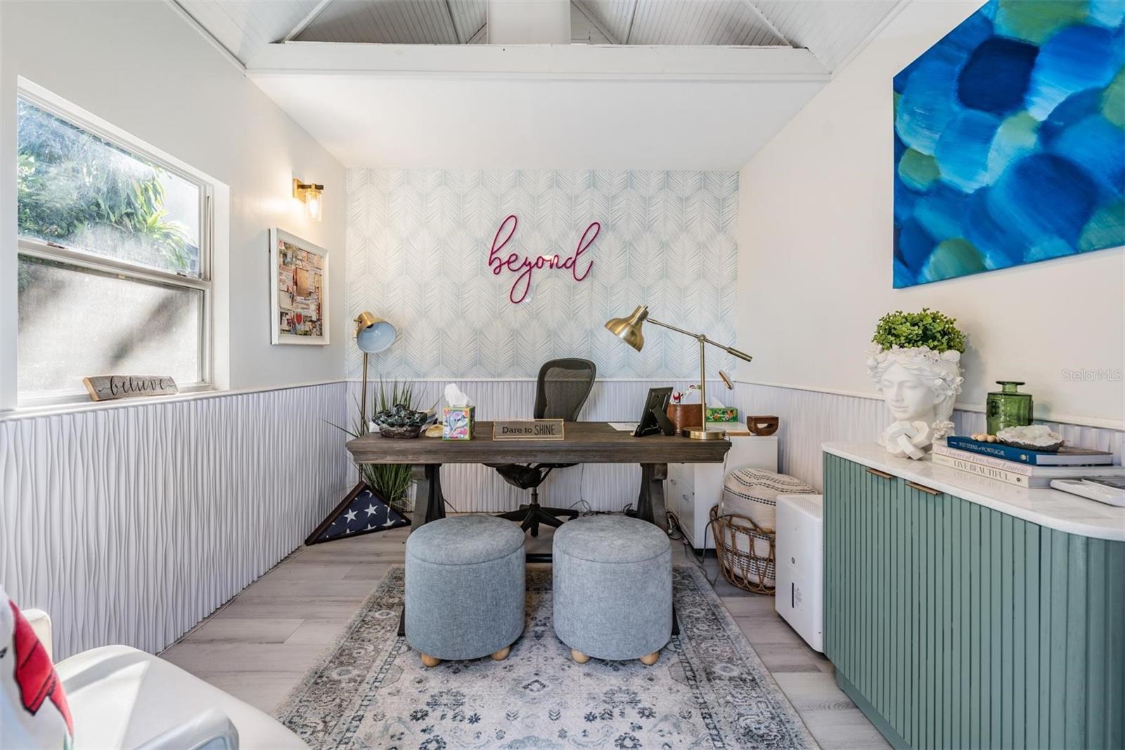 Image 24 of 32 For 2808 Angeles Street