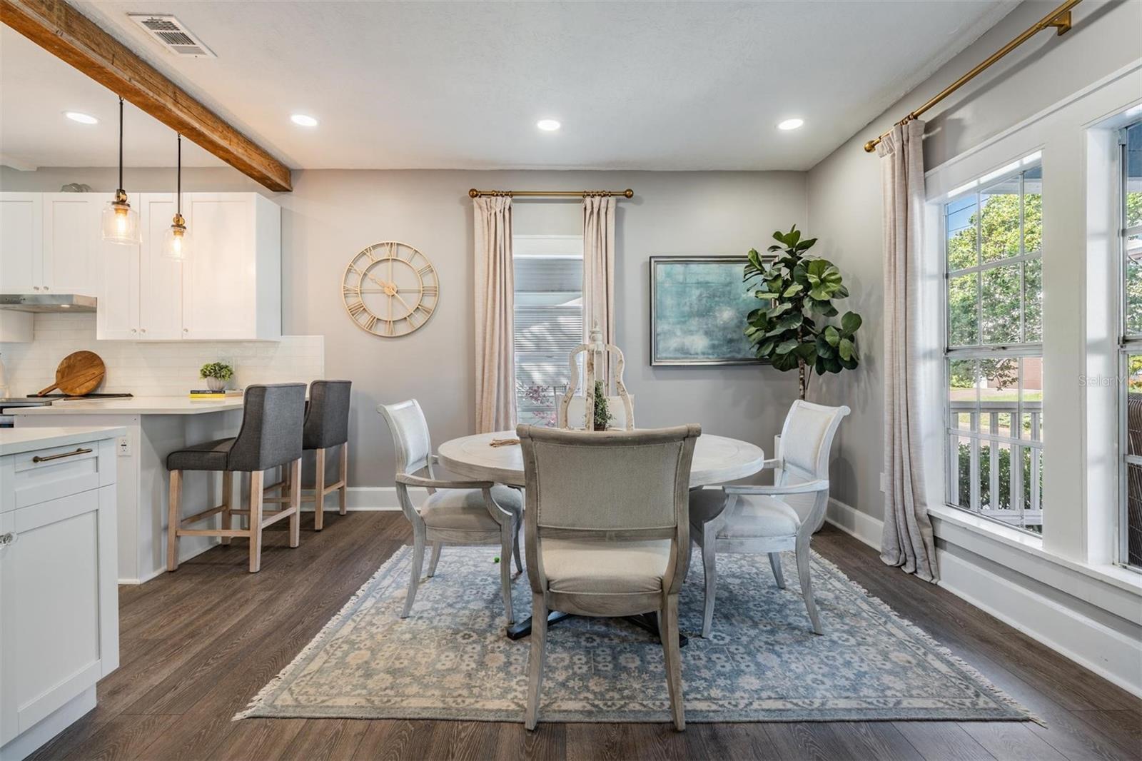 Image 8 of 32 For 2808 Angeles Street