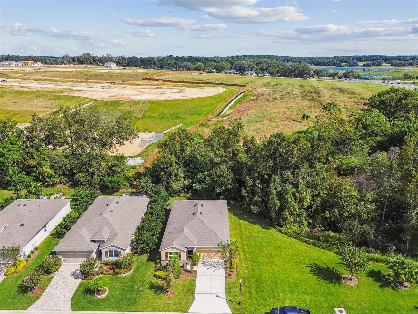 Listing photo id 6 for 12322 Eastpointe Drive