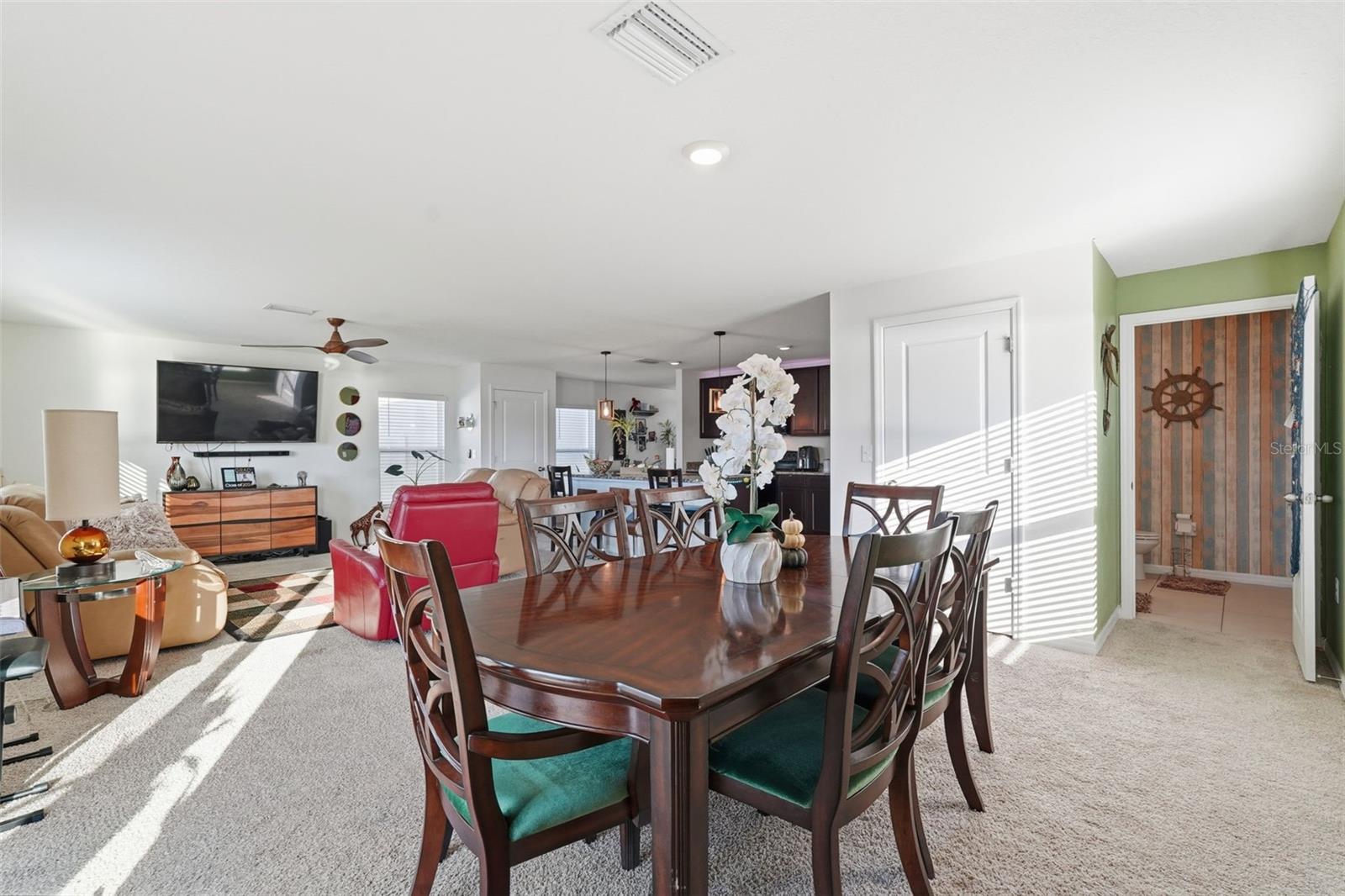 Image 35 of 72 For 7811 Davie Ray Drive