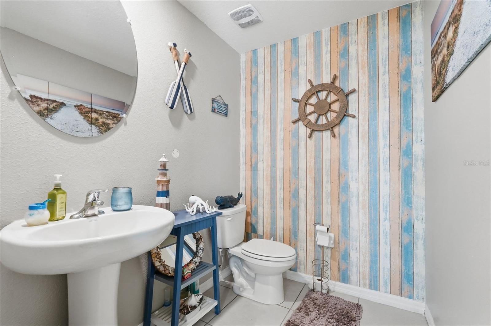 Image 38 of 72 For 7811 Davie Ray Drive